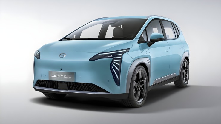 Aion Y electric crossover
