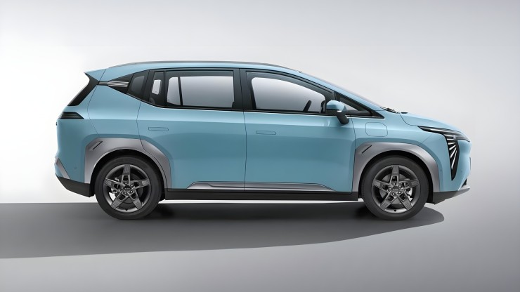 Aion Y electric crossover