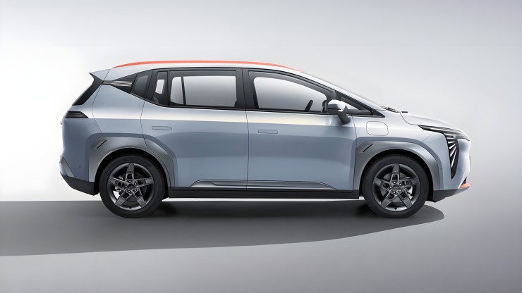 Aion Y electric crossover