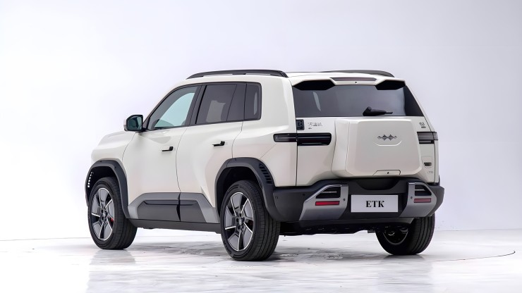 Leopard Tai 03 electric crossover