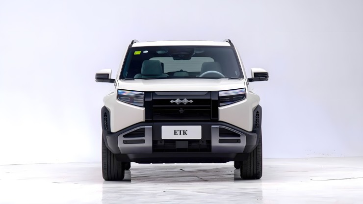 Leopard Tai 03 electric crossover