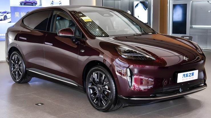 Електричний кросовер Aion Hyptec HT