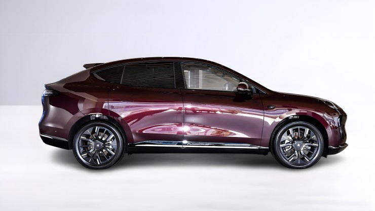 Электрический кроссовер Aion Hyptec HT