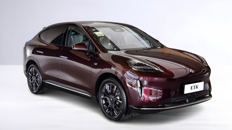 Електричний кросовер Aion Hyptec HT