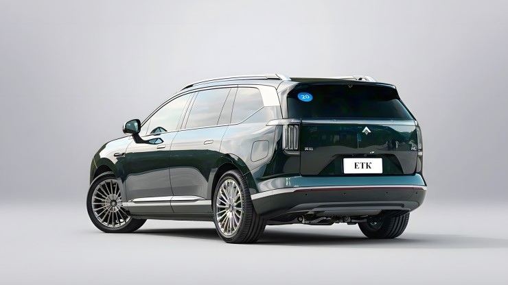 Hyptec HL: buy an electric crossover in Ukraine | Price, features, review