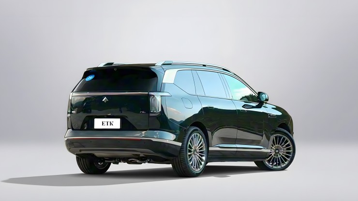 Hyptec HL: buy an electric crossover in Ukraine | Price, features, review