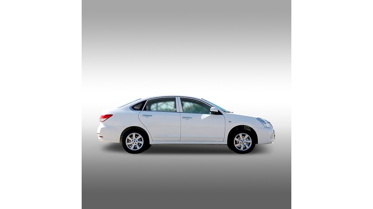 Dong Feng E11k_electric_sedan_white_005