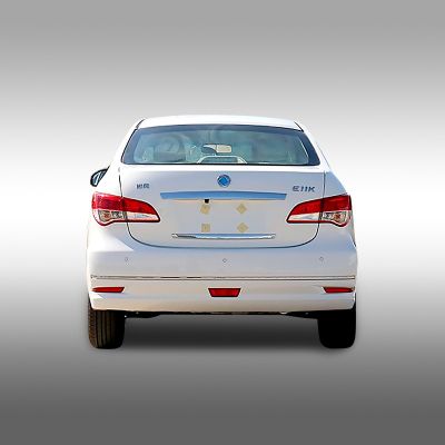 Dong Feng E11k - Nissan Leaf - electric sedan