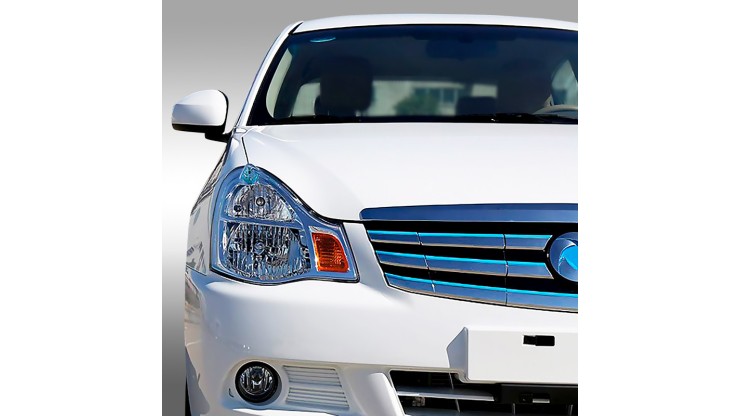 Dong Feng E11k_electric_sedan_white_001