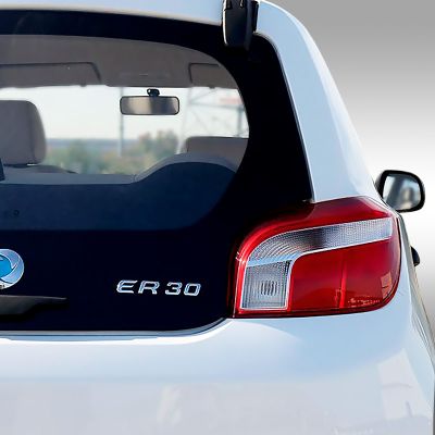 Dong Feng ER30-Nissan Leaf-електричний хетчбек
