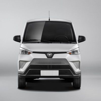 Електричний вантажний мінівен M70-EV