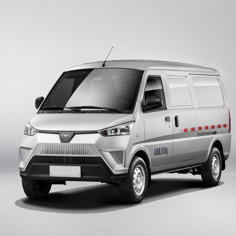 Електричний вантажний мінівен M70-EV