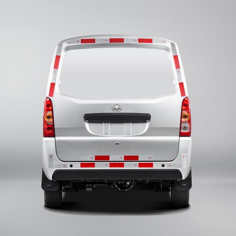 Електричний вантажний мінівен M70-EV