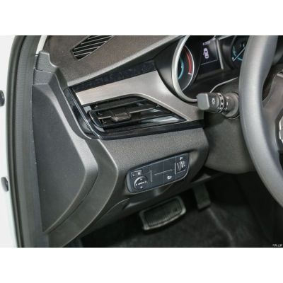 Чотиридверний седан EADO 460 EV