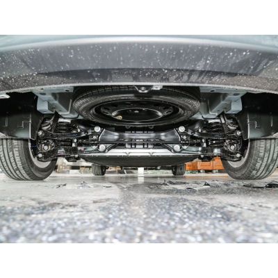 Чотиридверний седан EADO 460 EV