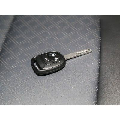 Чотиридверний седан EADO 460 EV