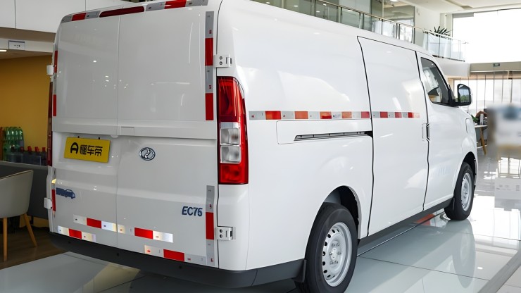 Electric Cargo Van-EC75
