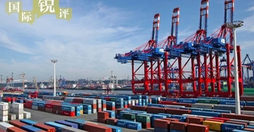 China is ahead of the United States for the first time, becoming the EU's main trading partner